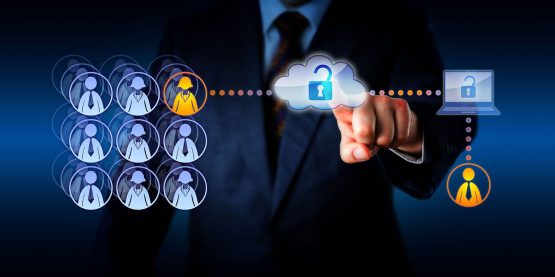 Remote Workforce Solutions _ Shutterstock_307226840 _ 1920x960x72dpi